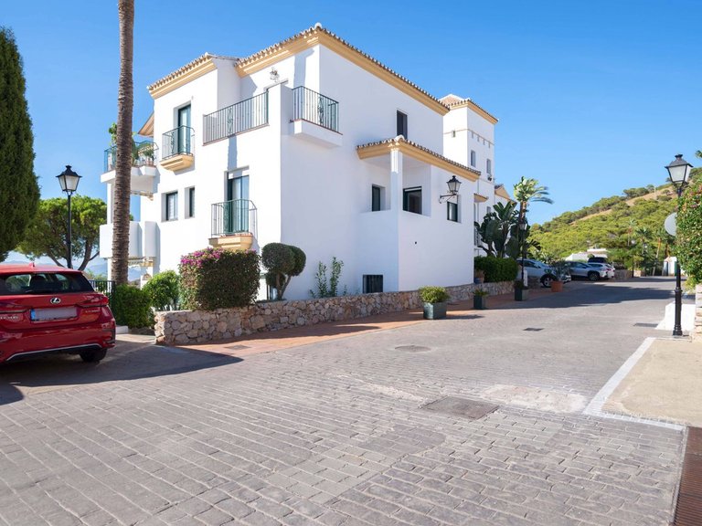 Apartment for Sale in Alhaurin Golf, Malaga 19