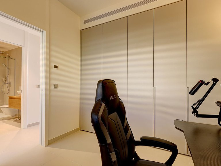 Apartment for Sale in Higueron, Malaga 14