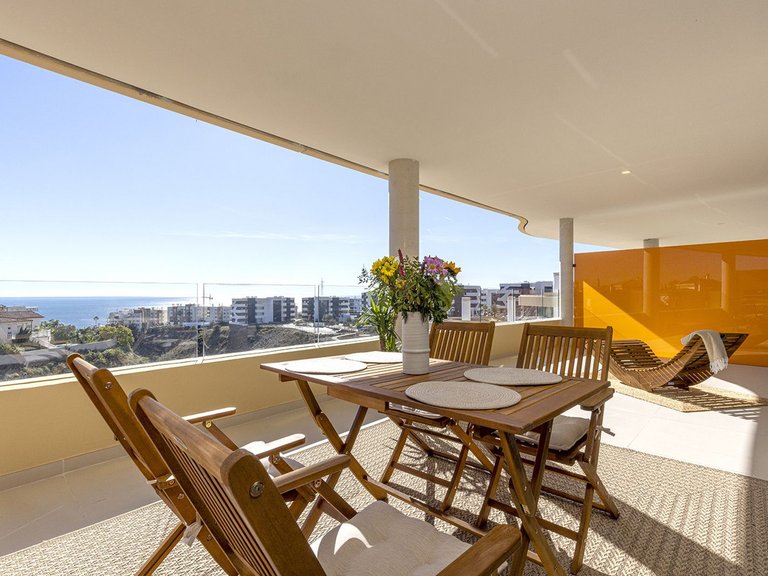 Apartment for Sale in Higueron, Malaga 17