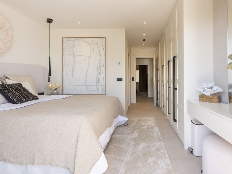 Apartment for Sale in Benahavís, Malaga 11