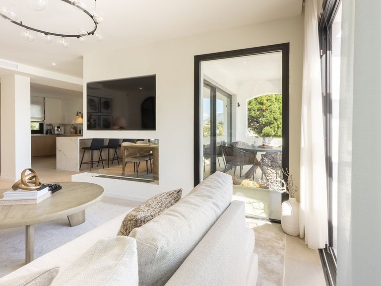 Apartment for Sale in Benahavís, Malaga 5