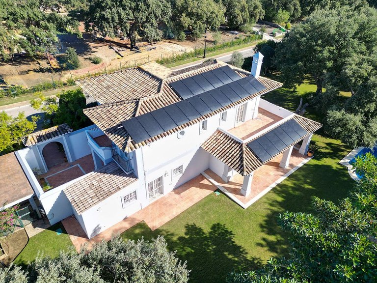 Villa for Sale in San Roque Club, Cadiz 1