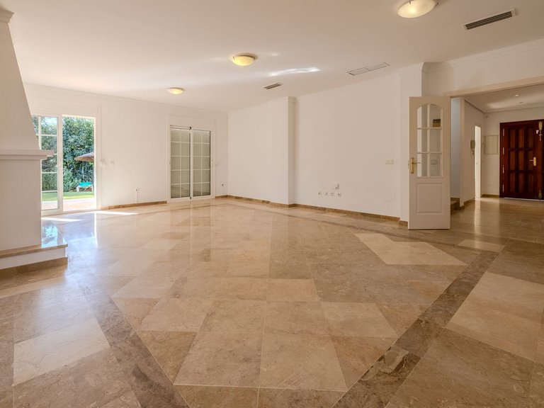Villa for Sale in San Roque Club, Cadiz 17