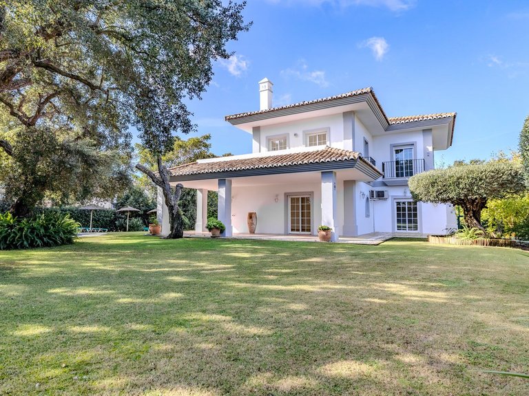 Villa for Sale in San Roque Club, Cadiz 3