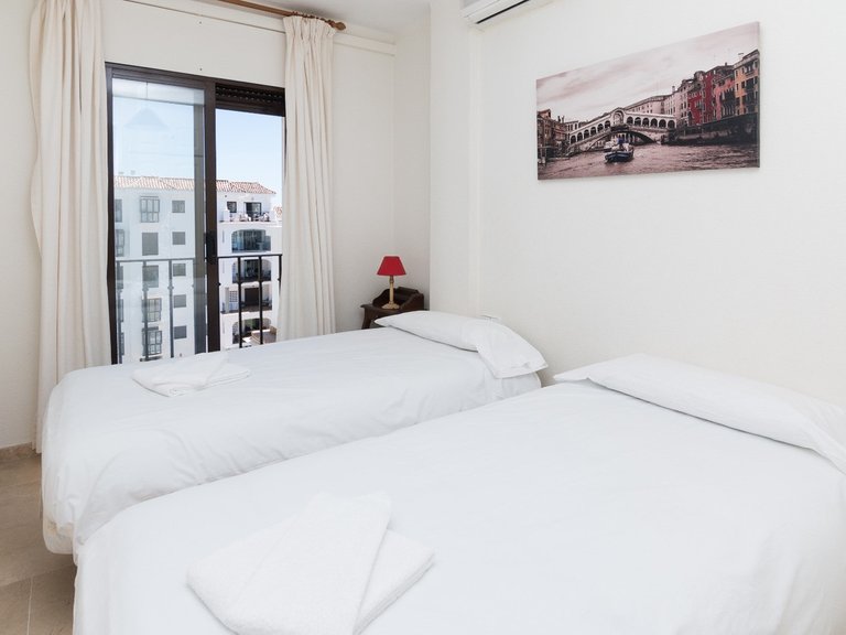 Apartment for Sale in La Duquesa, Malaga 13