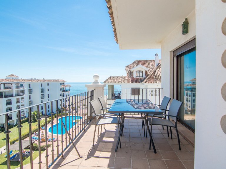 Apartment for Sale in La Duquesa, Malaga 2