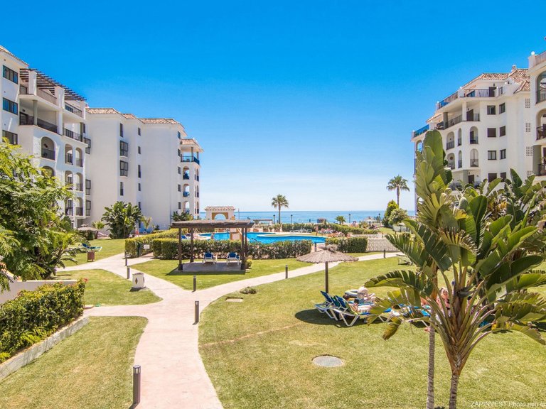 Apartment for Sale in La Duquesa, Malaga 20