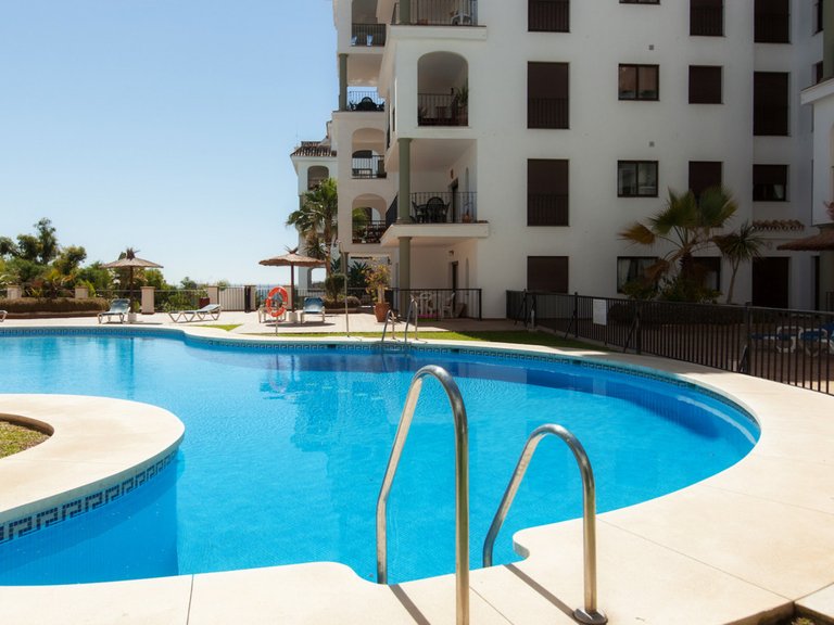Apartment for Sale in La Duquesa, Malaga 22