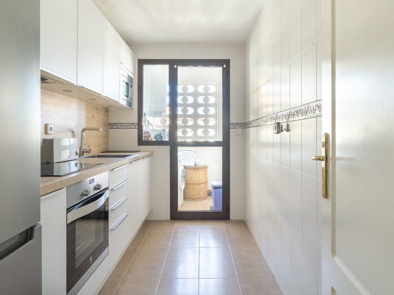 Apartment for Sale in La Duquesa, Malaga 8