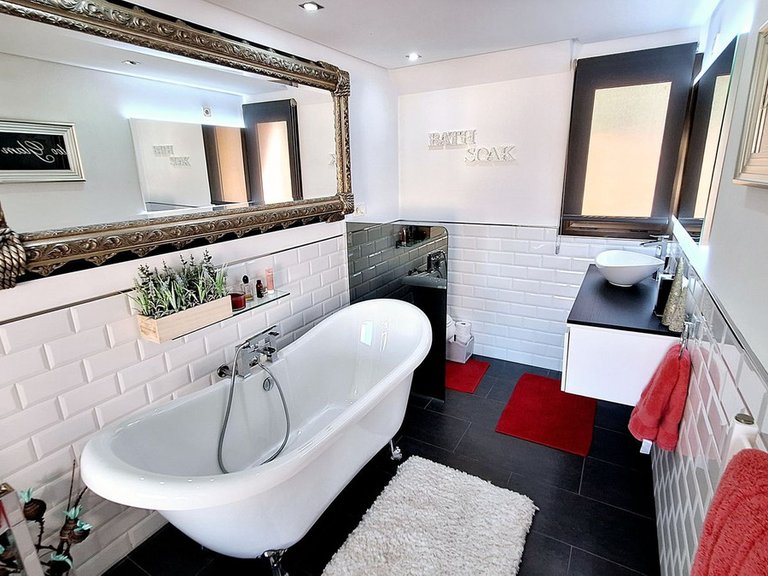 Apartment for Sale in La Duquesa, Malaga 15