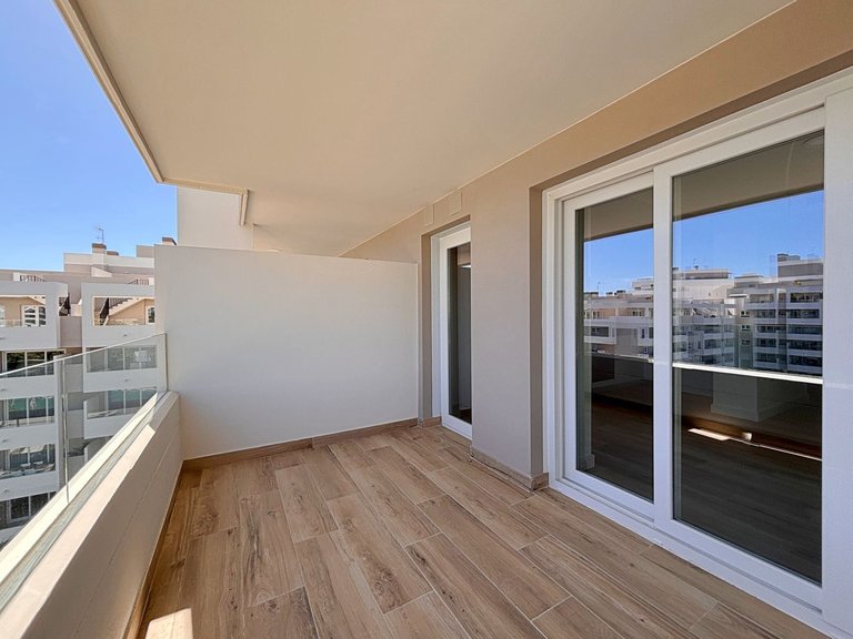 Apartment for Sale in Nueva Andalucía, Malaga 10