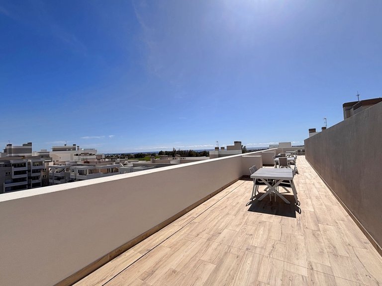 Apartment for Sale in Nueva Andalucía, Malaga 36