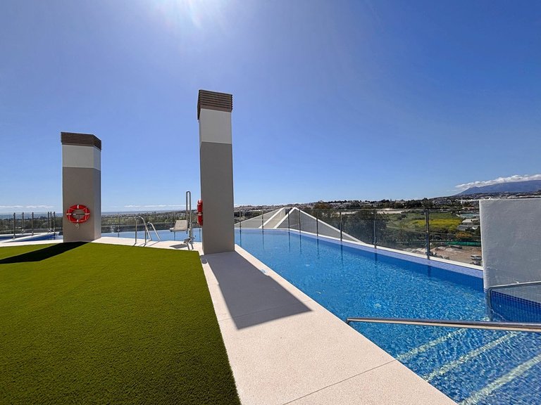 Apartment for Sale in Nueva Andalucía, Malaga 37