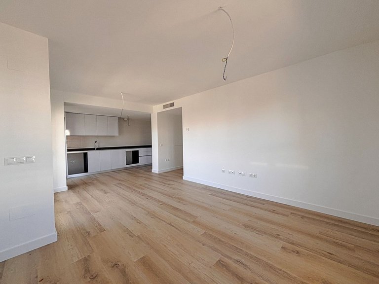Apartment for Sale in Nueva Andalucía, Malaga 5