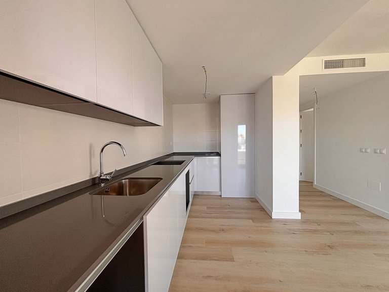 Apartment for Sale in Nueva Andalucía, Malaga 8