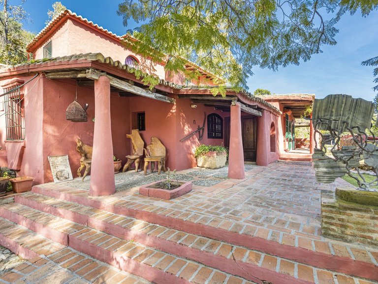 Villa for Sale in Benahavís, Malaga 21