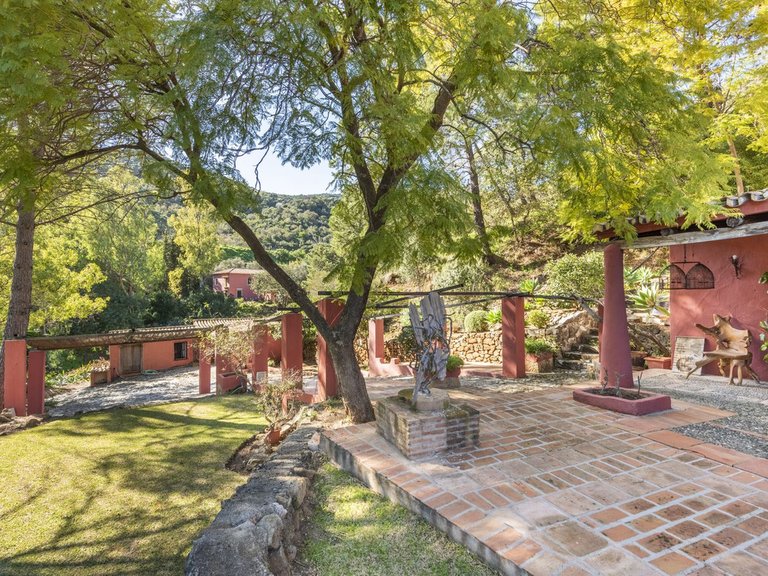 Villa for Sale in Benahavís, Malaga 22