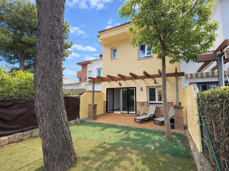Villa for Sale in Alhaurin Golf, Malaga 17