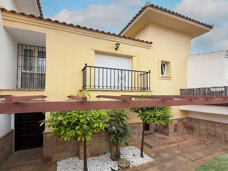 Villa for Sale in Alhaurin Golf, Malaga 4