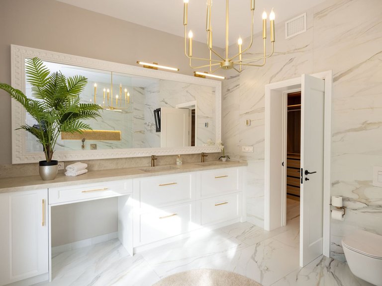Villa for Sale in Málaga, Malaga 12