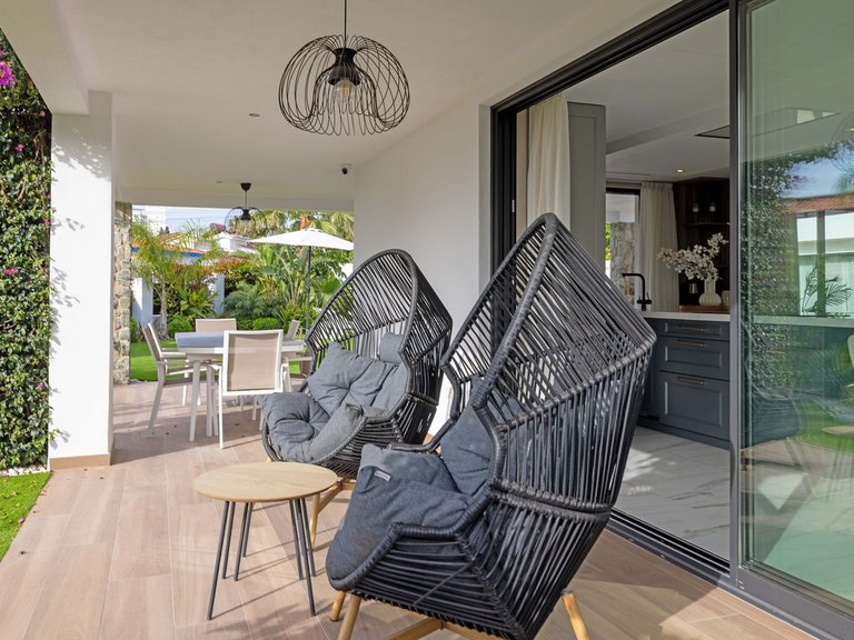 Villa for Sale in Málaga, Malaga 17