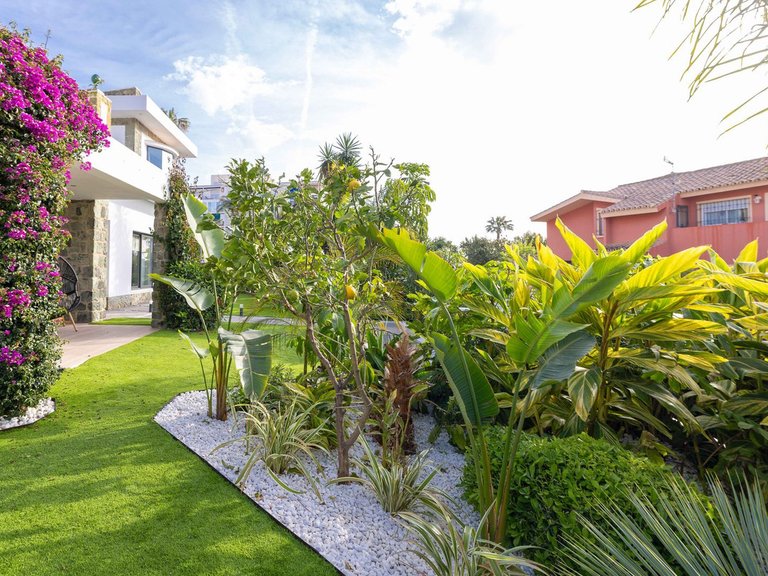 Villa for Sale in Málaga, Malaga 2