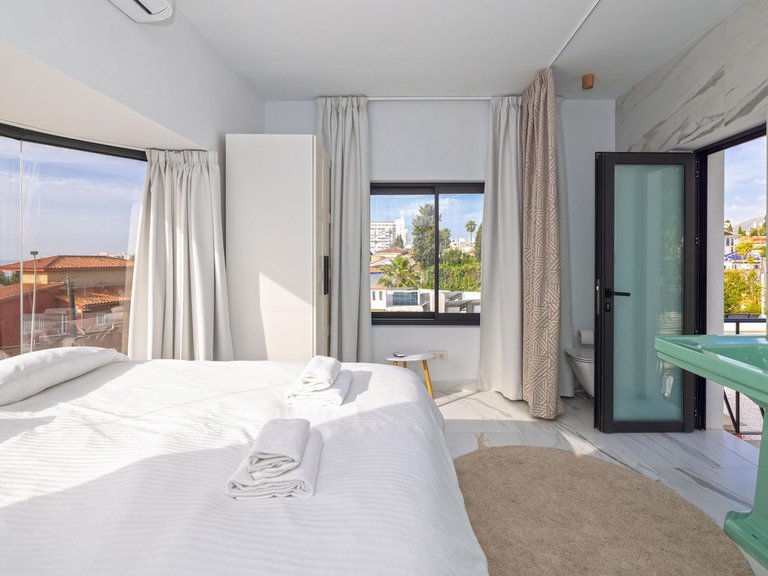 Villa for Sale in Málaga, Malaga 21