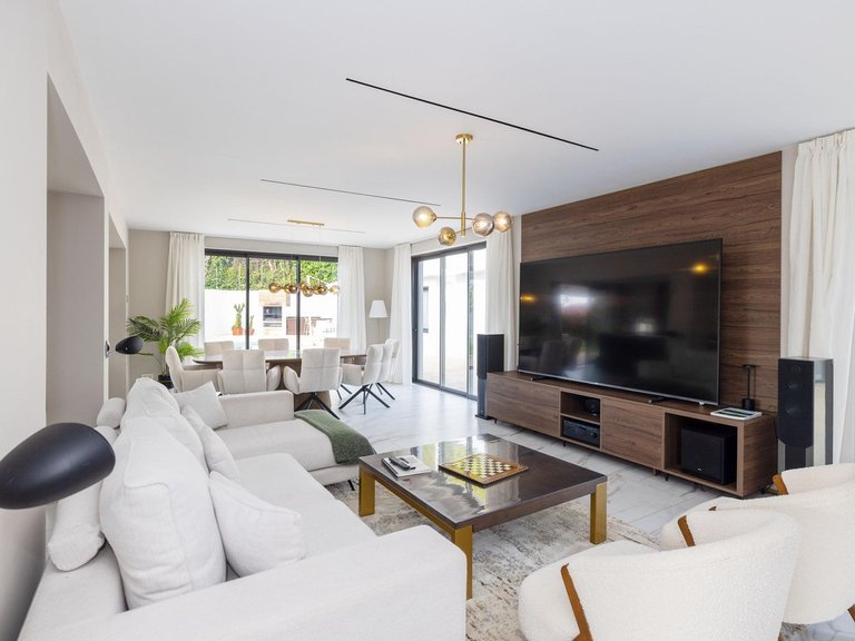 Villa for Sale in Málaga, Malaga 6