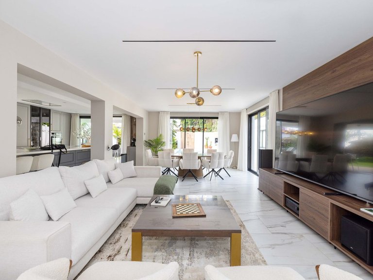 Villa for Sale in Málaga, Malaga 7