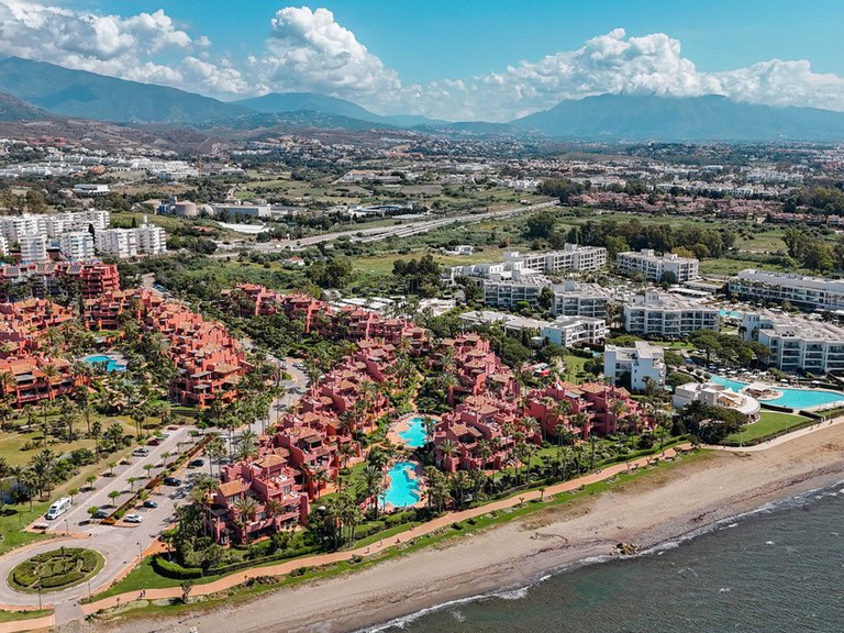 Apartment for Sale in Estepona, Malaga 1