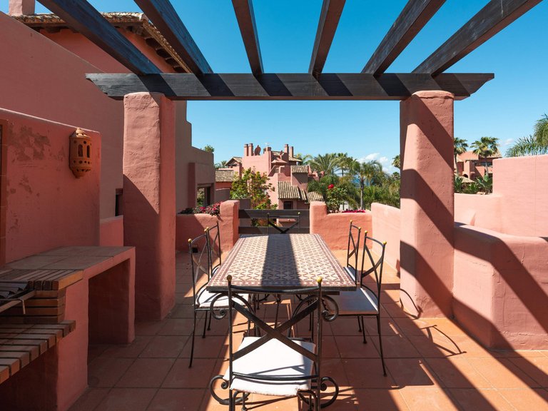 Apartment for Sale in Estepona, Malaga 2