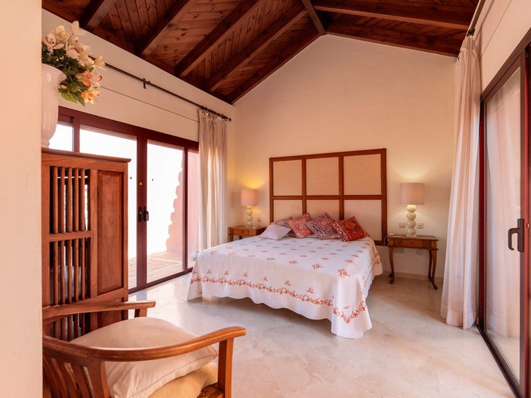 Apartment for Sale in Estepona, Malaga 3