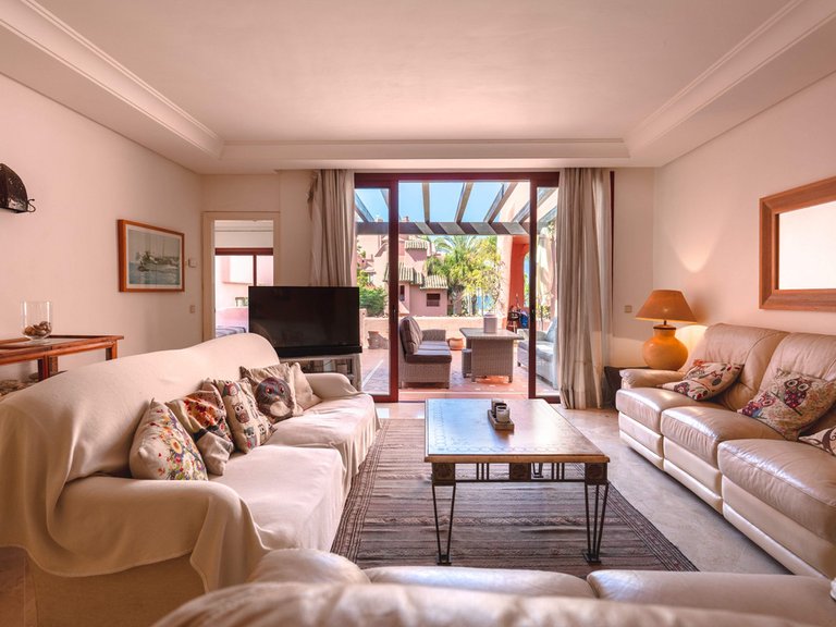 Apartment for Sale in Estepona, Malaga 5