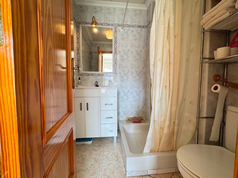 Apartment for Sale in Guardamar Del Segura, Alicante 11