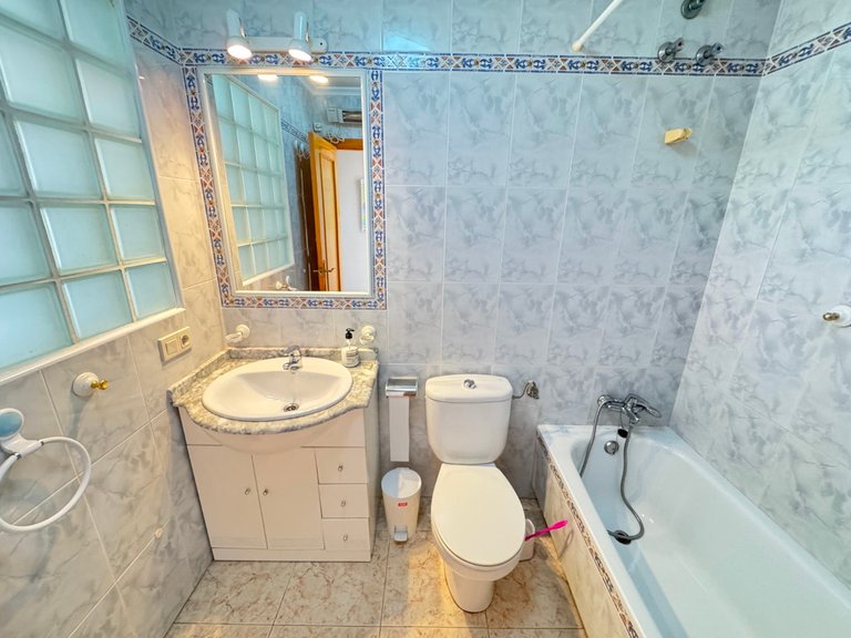 Apartment for Sale in Guardamar Del Segura, Alicante 9