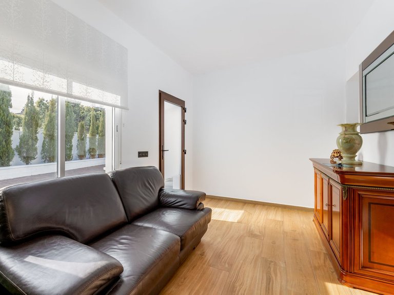 Villa for Sale in Alhaurín El Grande, Malaga 21
