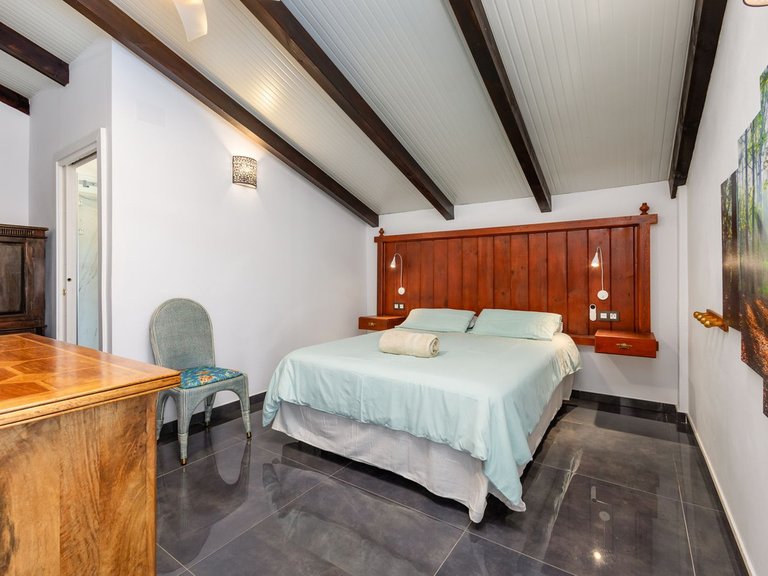 Villa for Sale in Alhaurín El Grande, Malaga 24
