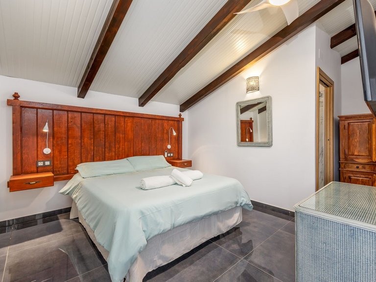 Villa for Sale in Alhaurín El Grande, Malaga 30