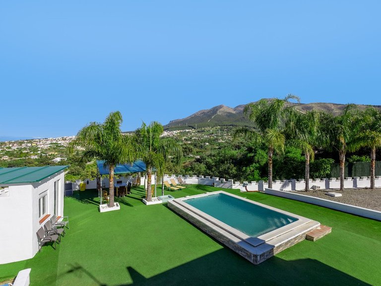 Villa for Sale in Alhaurín El Grande, Malaga 36