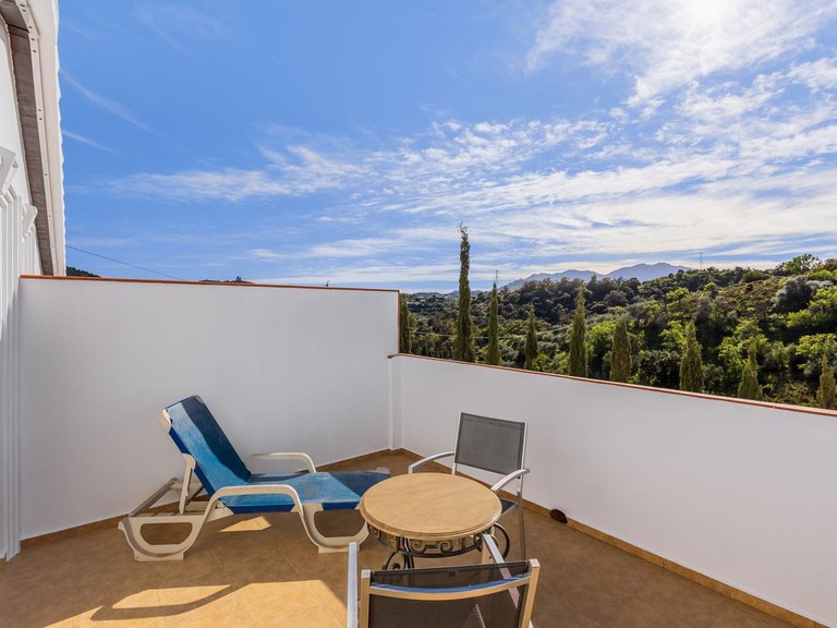 Villa for Sale in Alhaurín El Grande, Malaga 43