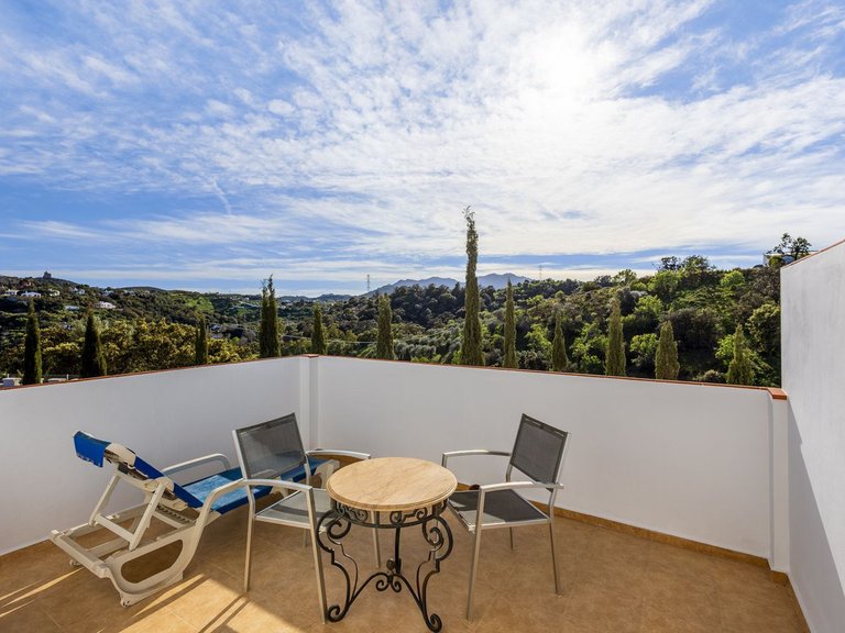 Villa for Sale in Alhaurín El Grande, Malaga 49