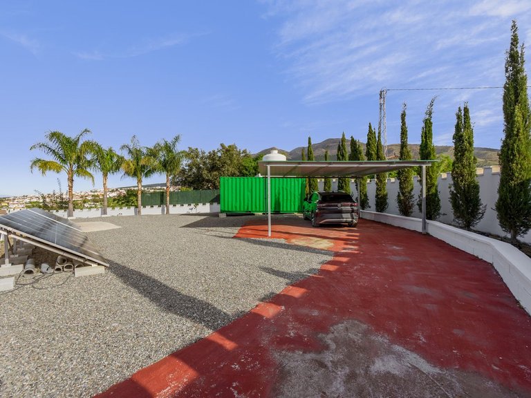 Villa for Sale in Alhaurín El Grande, Malaga 57