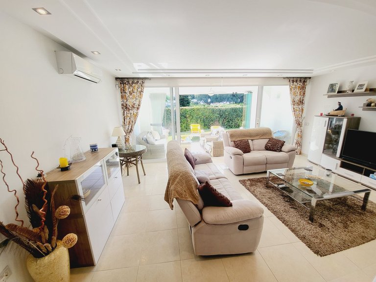 Villa for Sale in Miraflores, Malaga 15