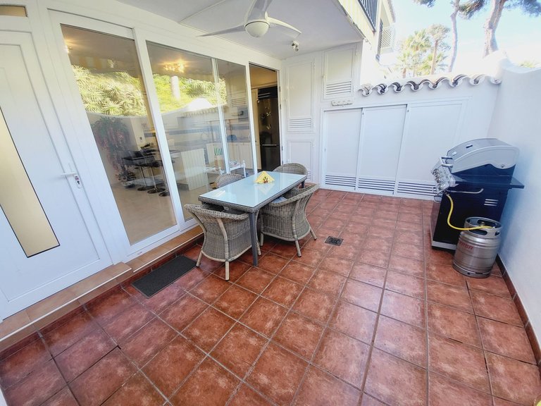 Villa for Sale in Miraflores, Malaga 9