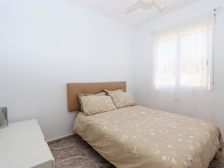 Villa for Sale in Villamartin, Alicante 18