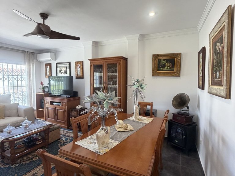 Villa for Sale in Estepona, Malaga 3