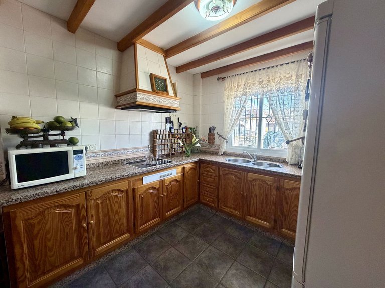 Villa for Sale in Estepona, Malaga 5