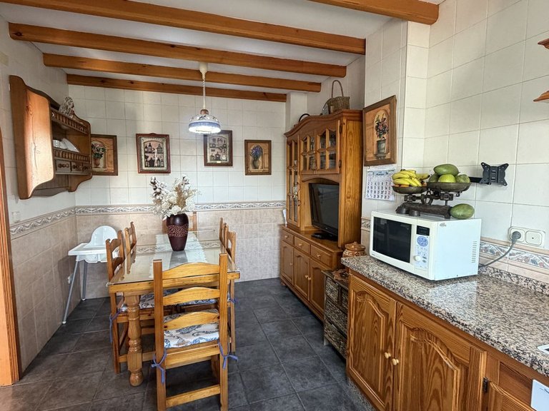Villa for Sale in Estepona, Malaga 6