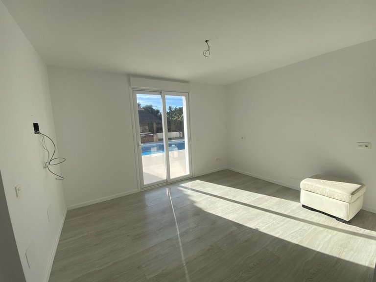 Villa for Sale in El Paraiso, Malaga 17