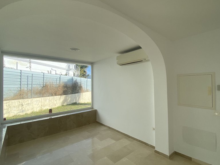 Villa for Sale in El Paraiso, Malaga 20
